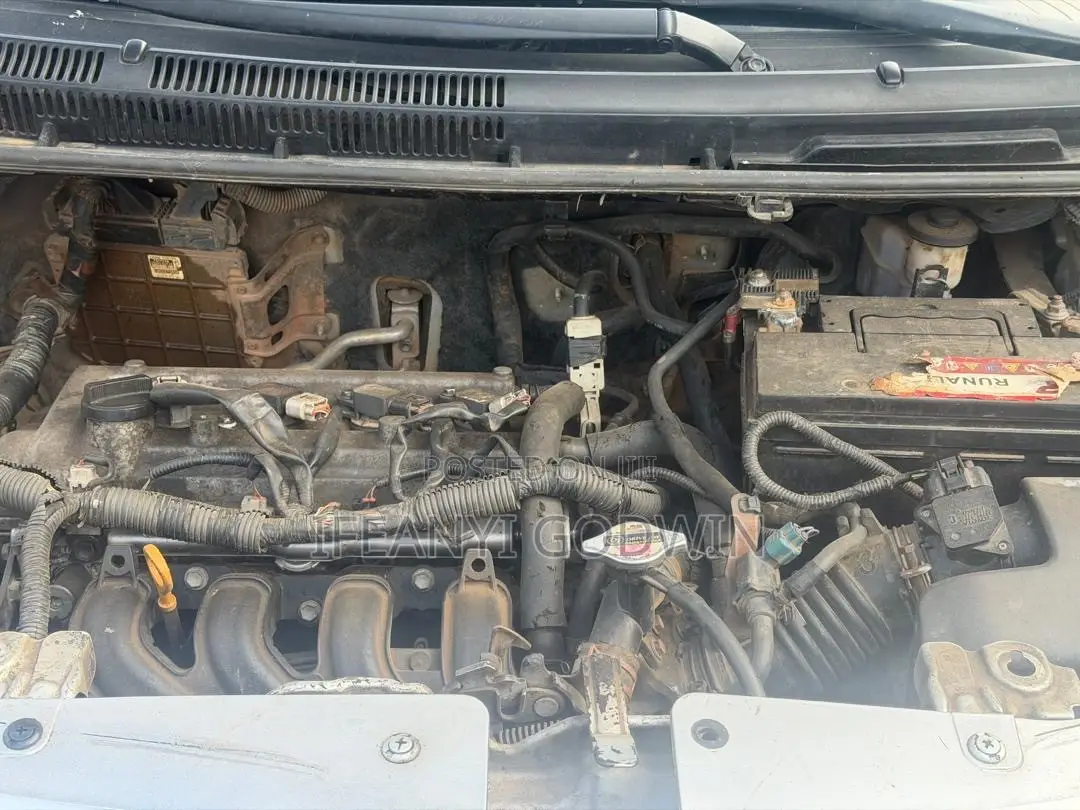 Toyota Yaris 2009 Silver