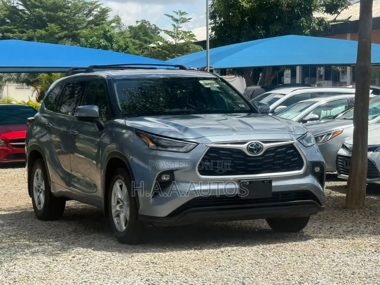 Toyota Highlander Limited 2022 Silver