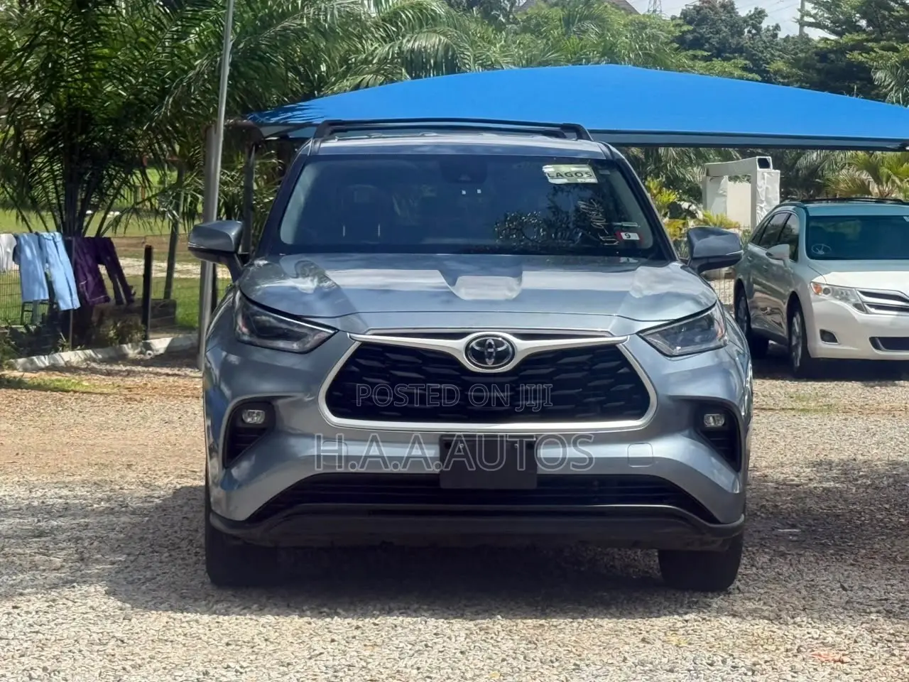 Toyota Highlander Limited 2022 Silver