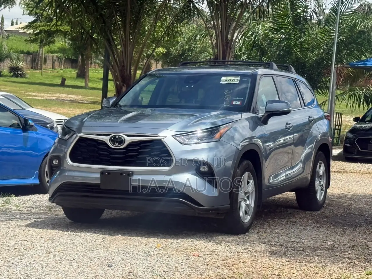 Toyota Highlander Limited 2022 Silver