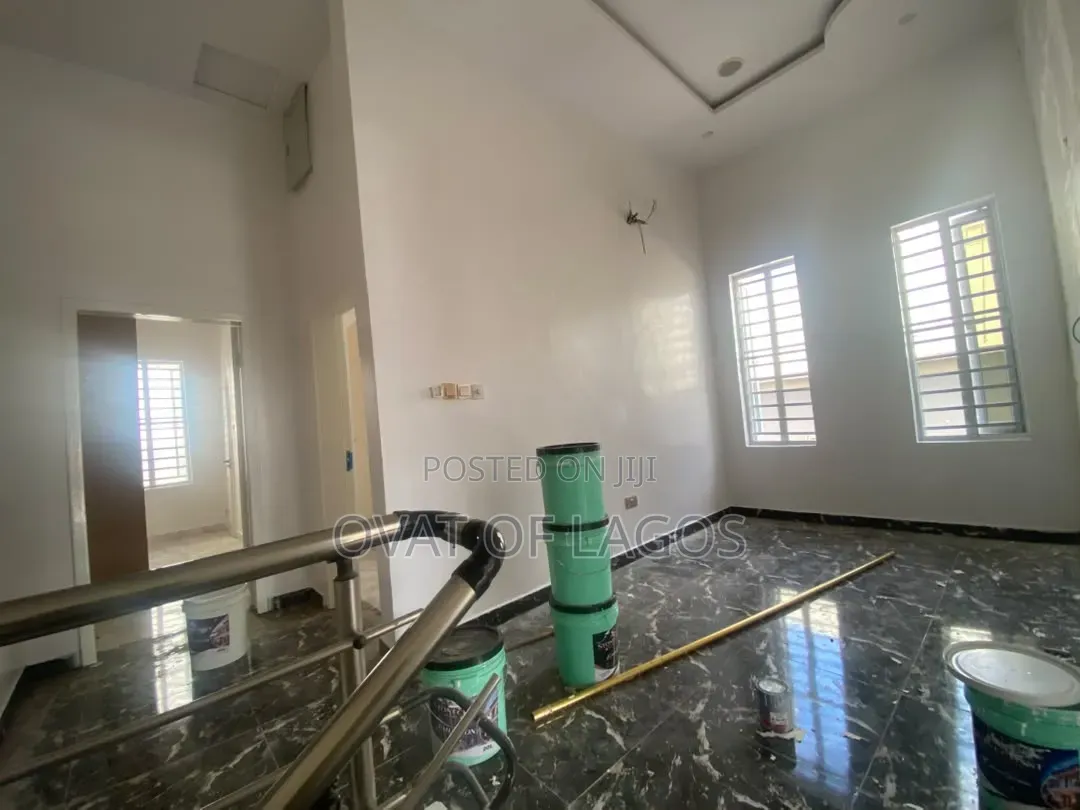4bdrm Duplex in Ikota for rent