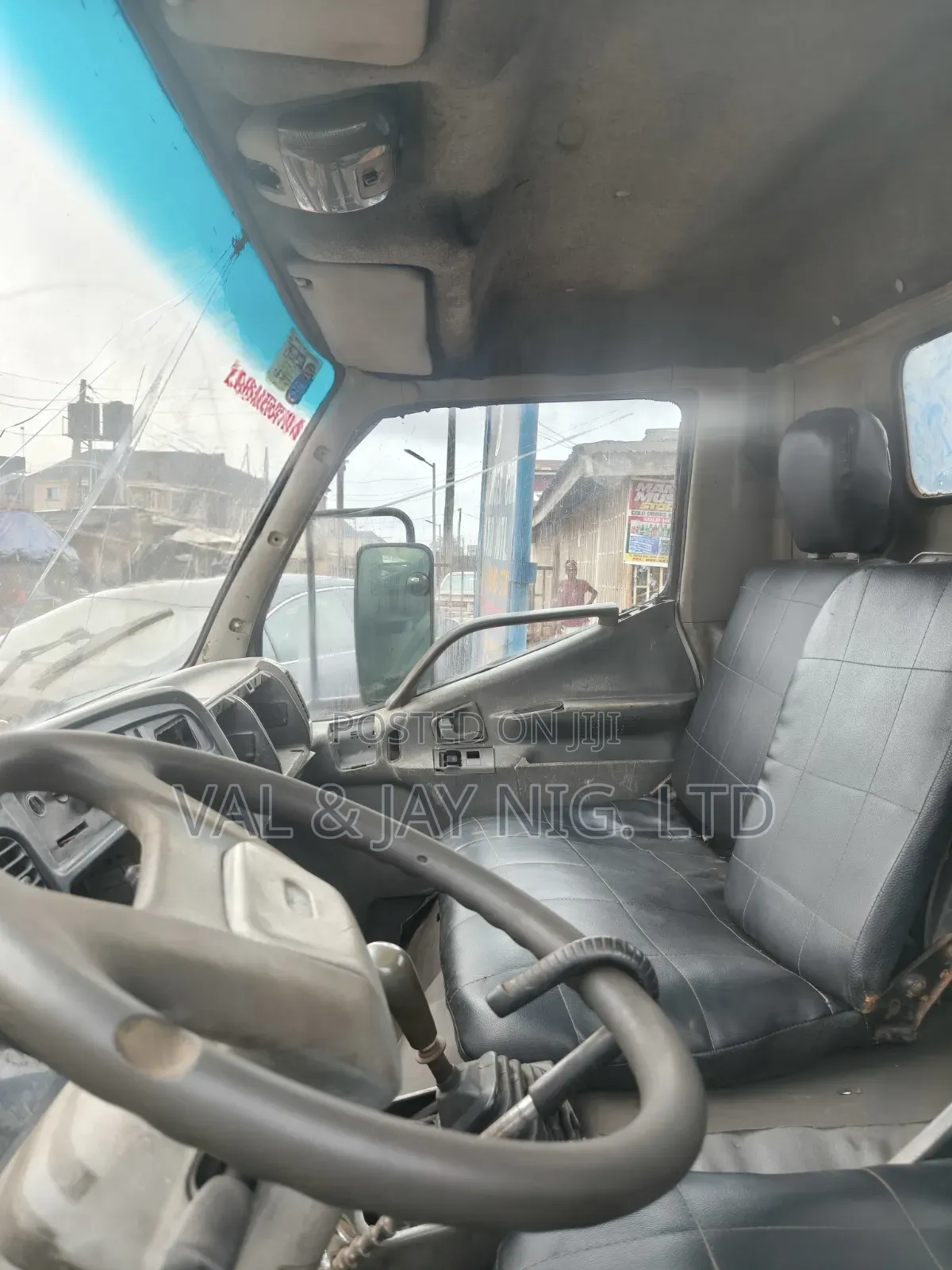 Mitsubishi Canter Truck - Company Use - Enginre 34 Series
