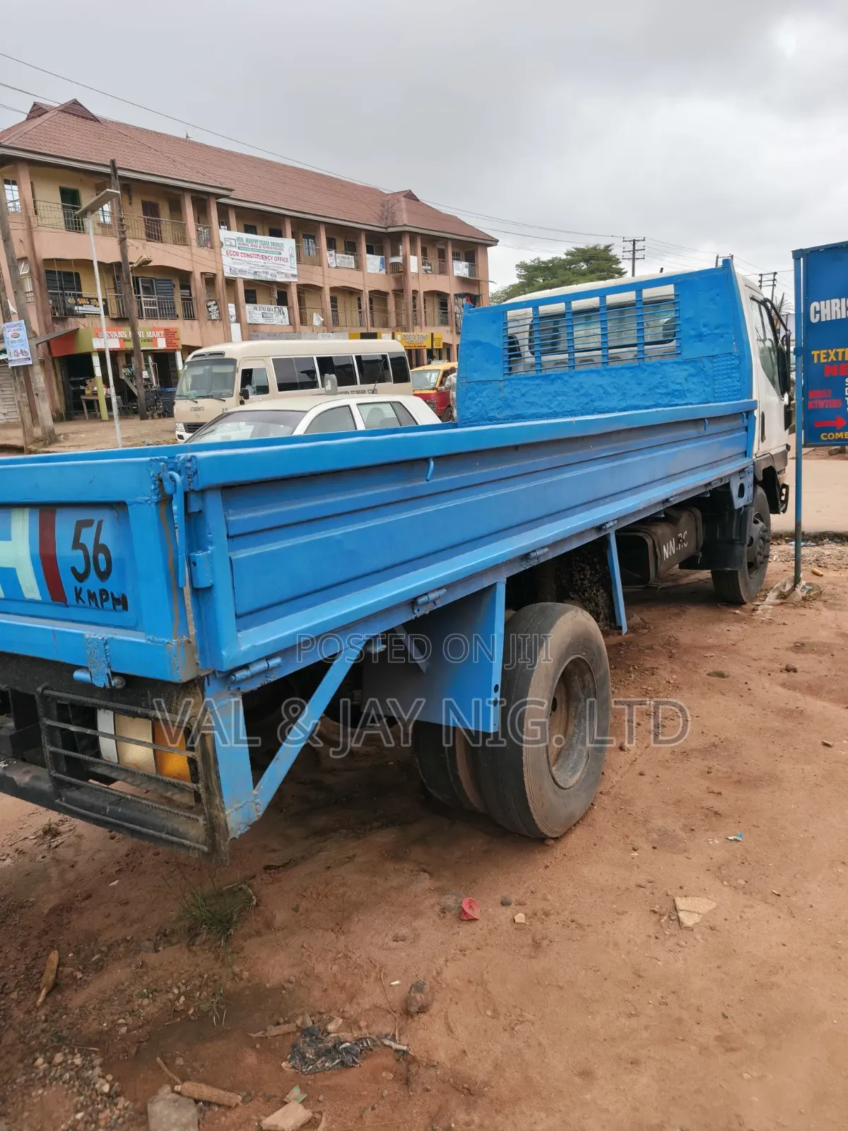 Mitsubishi Canter Truck - Company Use - Enginre 34 Series