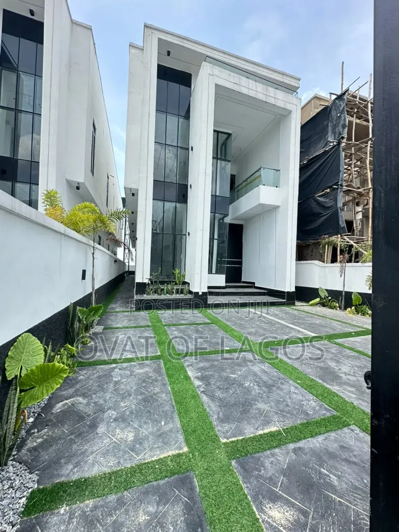 5bdrm Duplex in Ajah for sale
