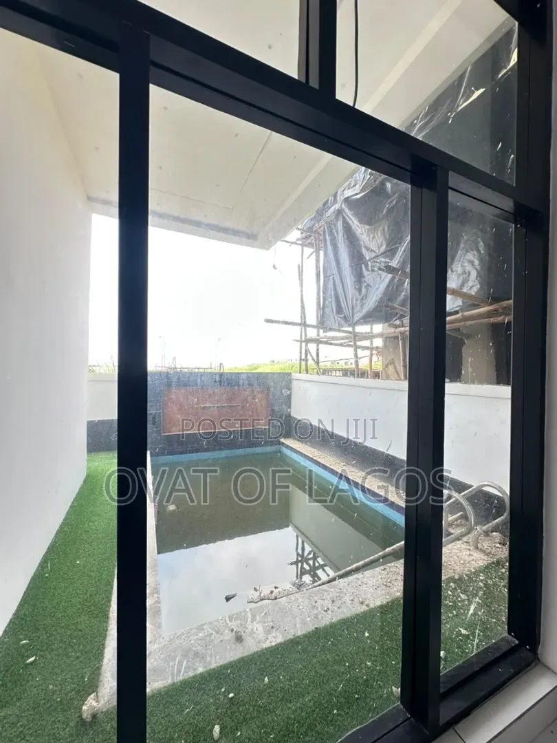 5bdrm Duplex in Ajah for sale