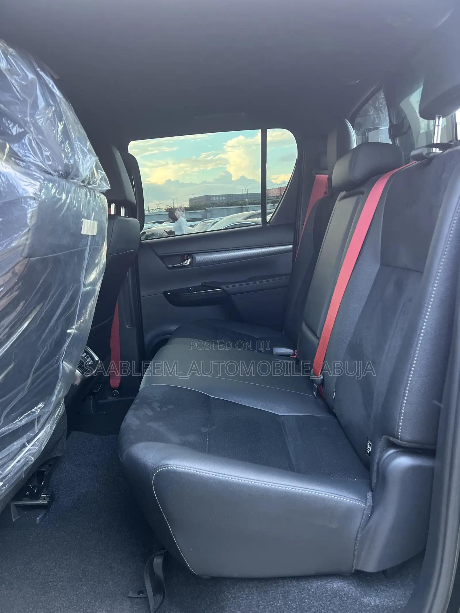 New Toyota Hilux 2026 Black