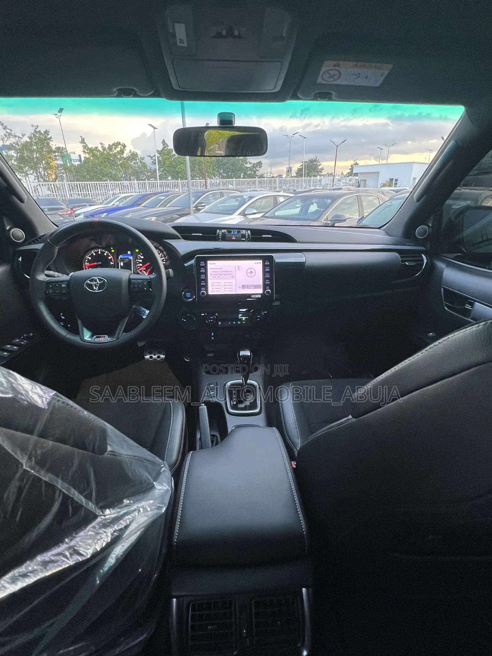 New Toyota Hilux 2026 Black
