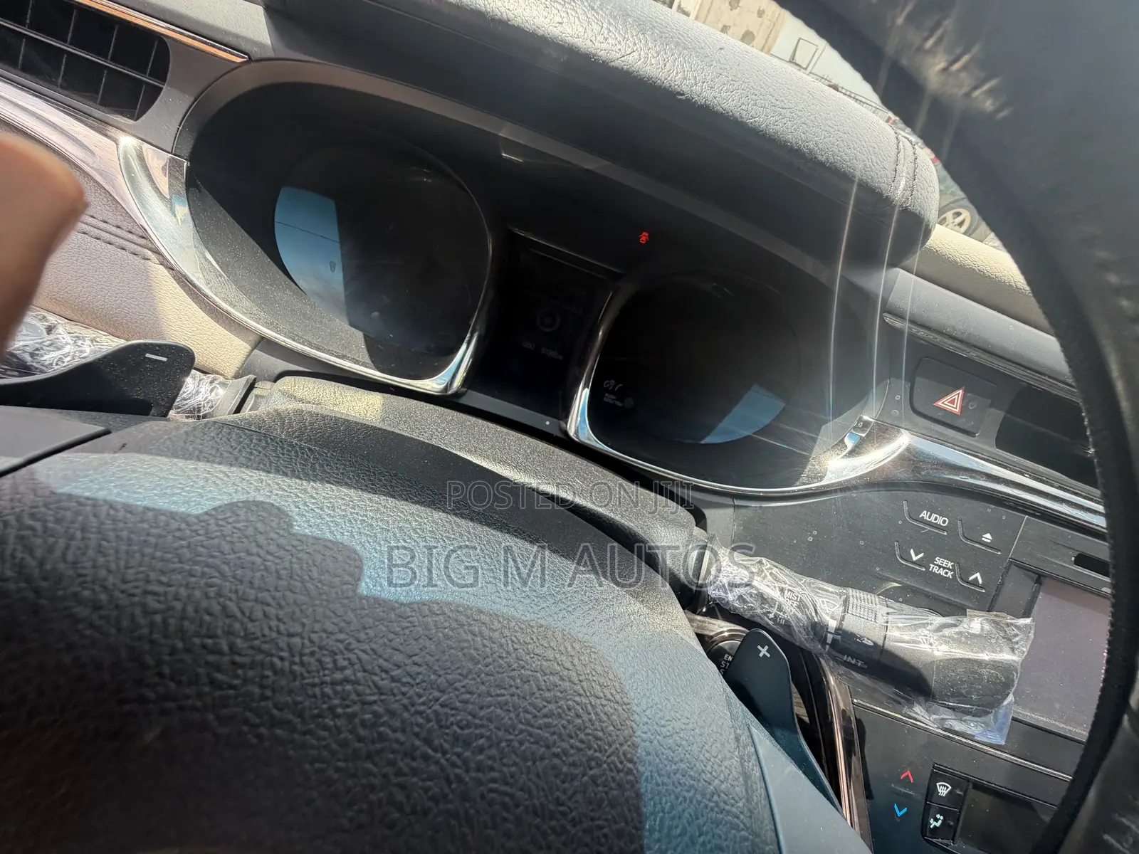 Toyota Avalon XLE Sedar FWD (3.5L 6cyl 6A) 2013 Black