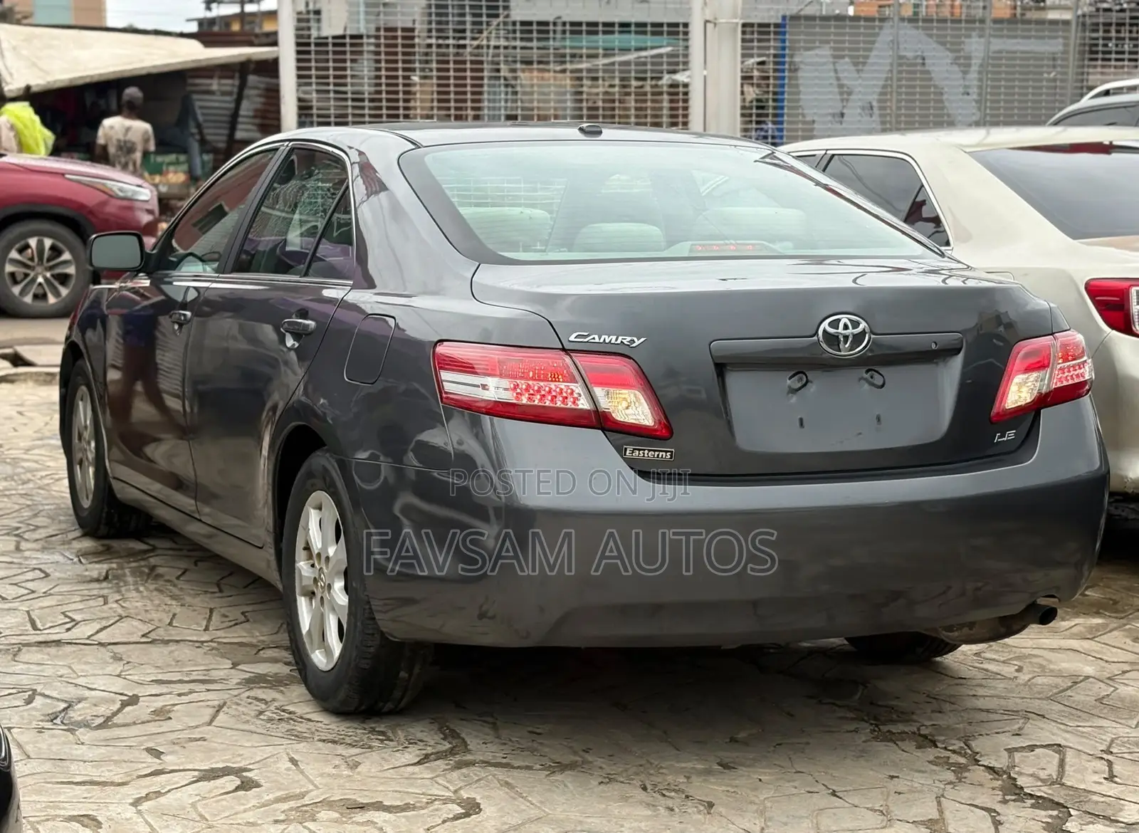 Toyota Camry LE V6 4dr Sedan (3.5L 6cyl 6AM) 2010 Gray