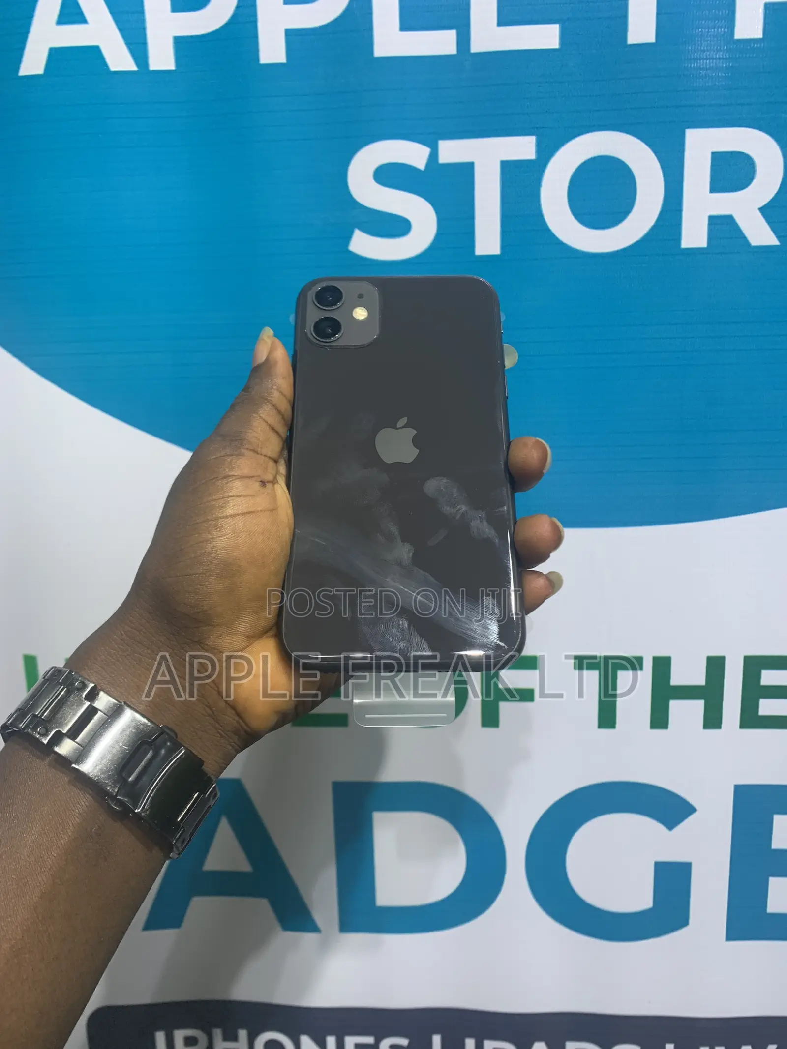 Apple iPhone 11 64 GB Black