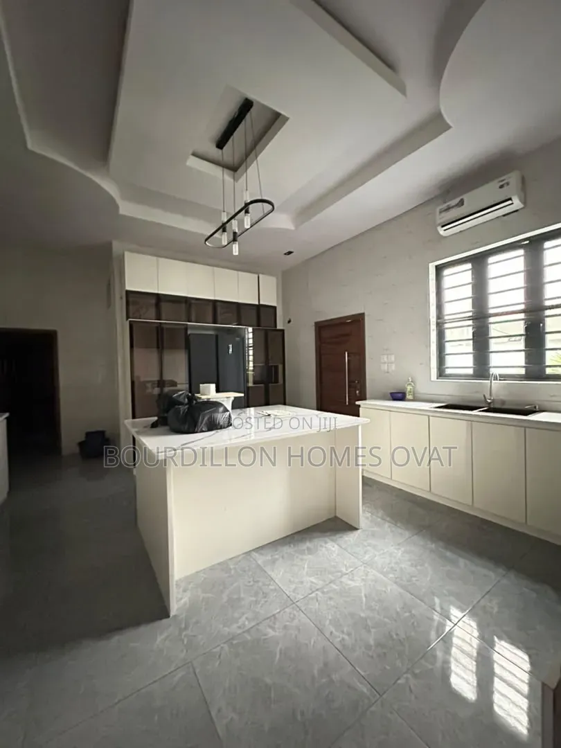 5bdrm Duplex in Orchid Lekki Lagos for sale