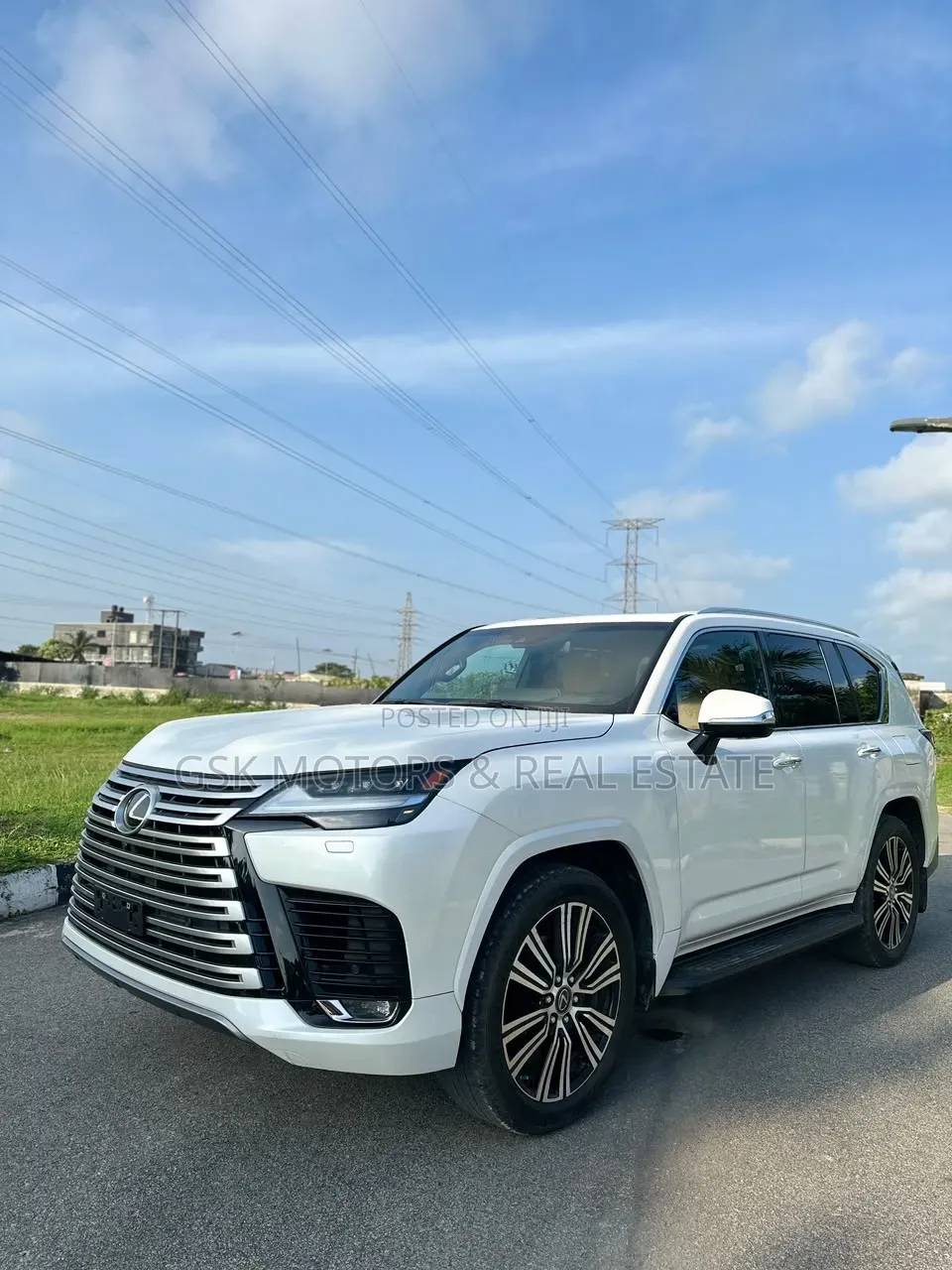Lexus LX 600 2022 White