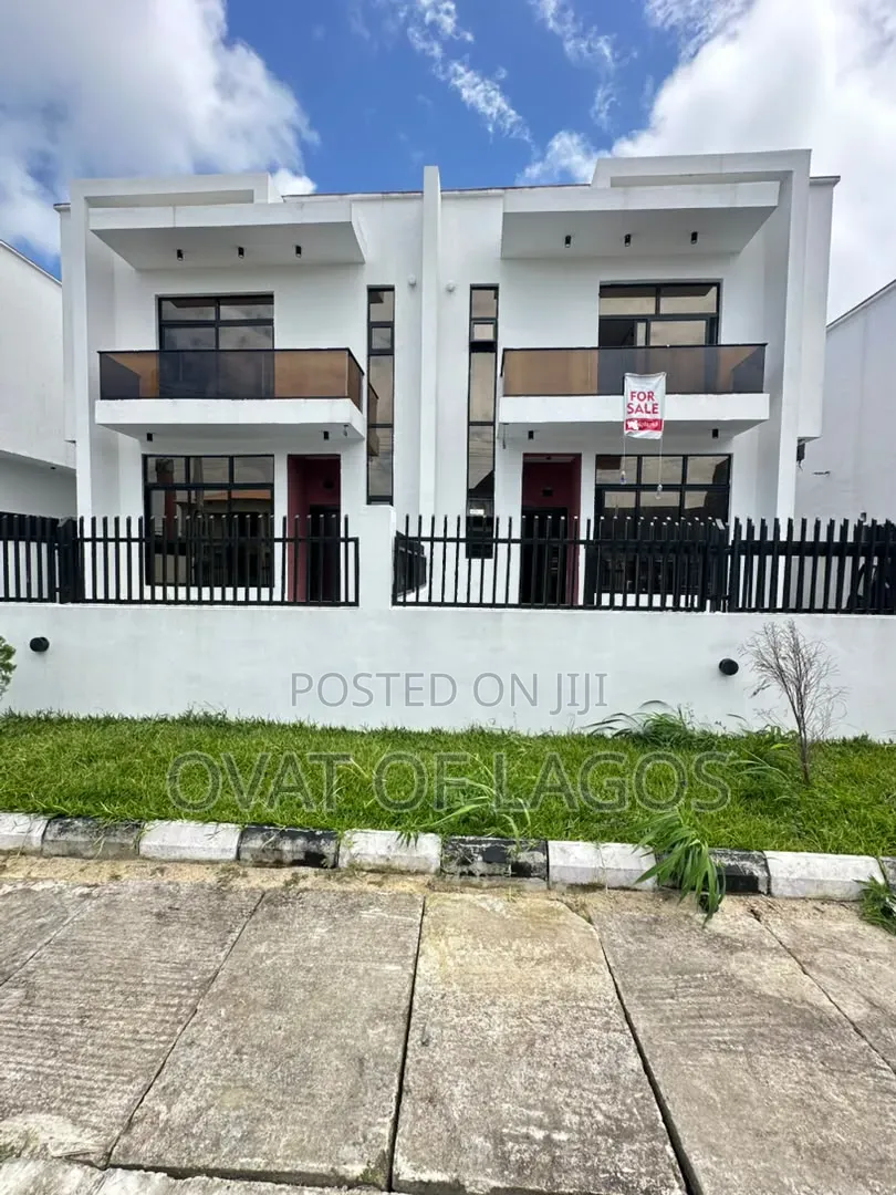 4bdrm Duplex in Ado / Ajah for sale