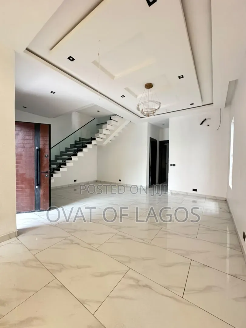 4bdrm Duplex in Ado / Ajah for sale