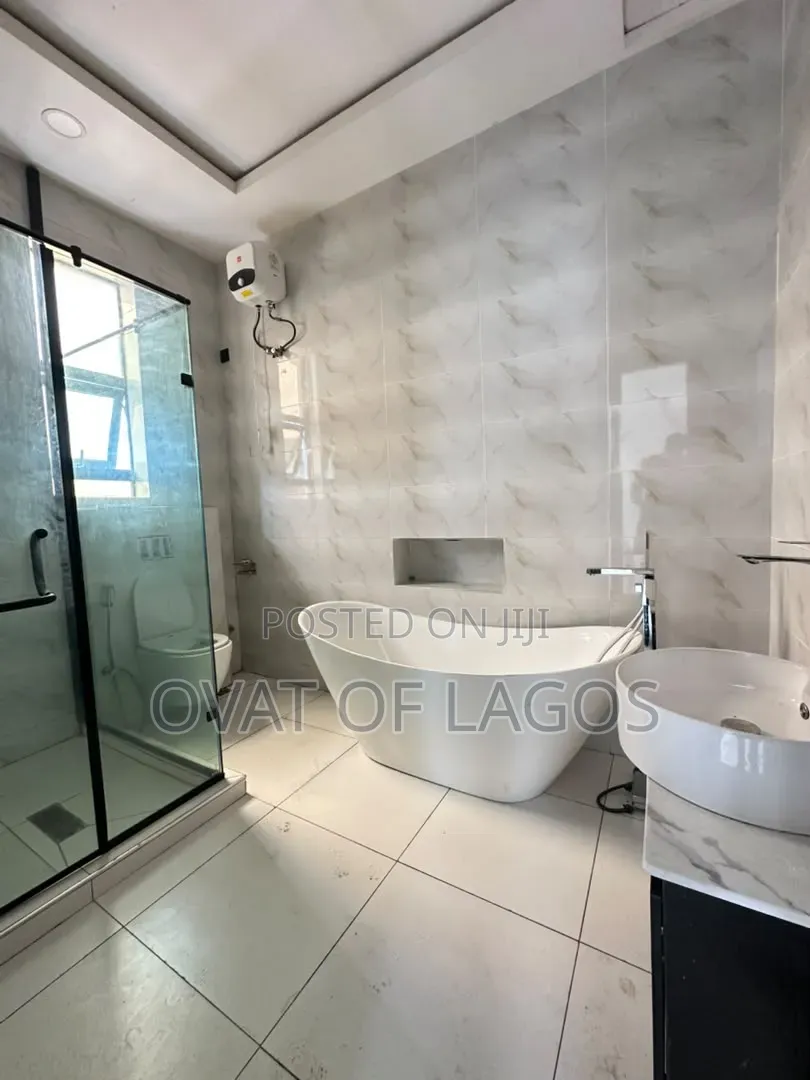 4bdrm Duplex in Ado / Ajah for sale