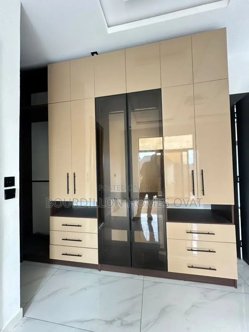 4bdrm Duplex in Ajah Lagos for sale