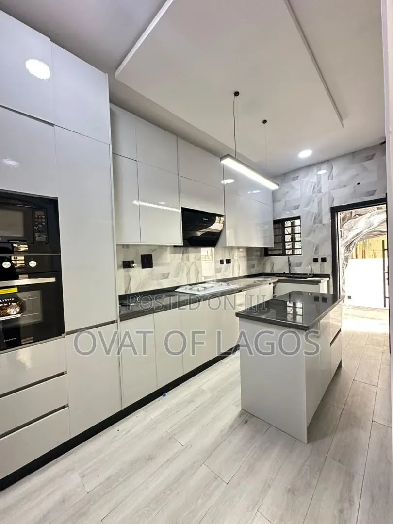 4bdrm Duplex in Ado / Ajah for sale