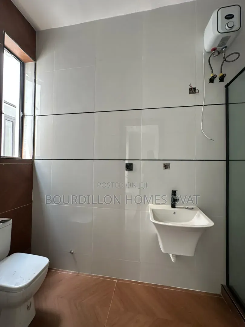 5bdrm Duplex in Ajah Lagos for sale