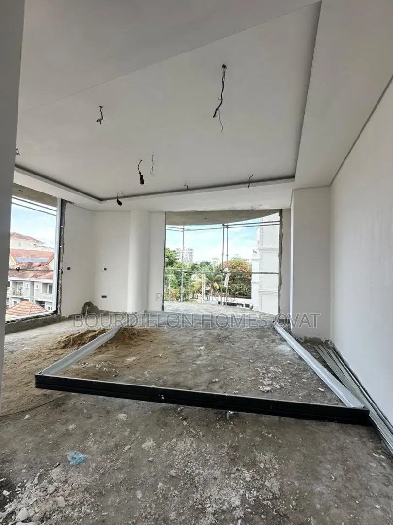 5bdrm Apartment in Old Ikoyi Lagos for rent