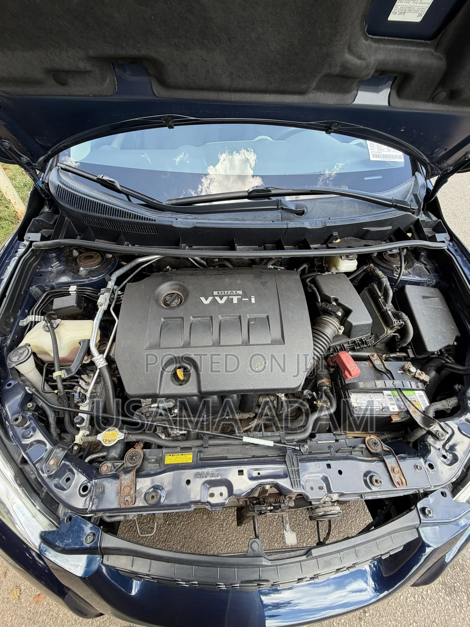 Toyota Matrix XRS Hatchback FWD (2.4L 4cyl 5A) 2010 Blue