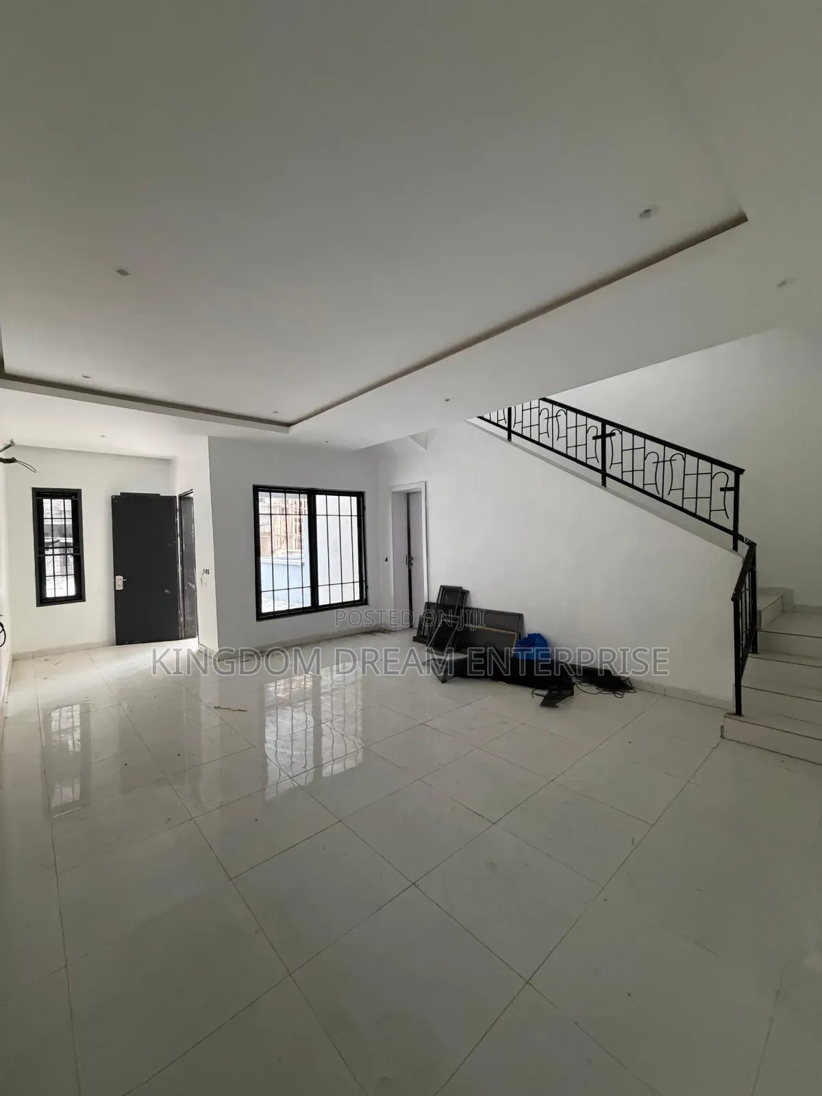 4bdrm Duplex in Lekki Phase 1 Lagos for rent