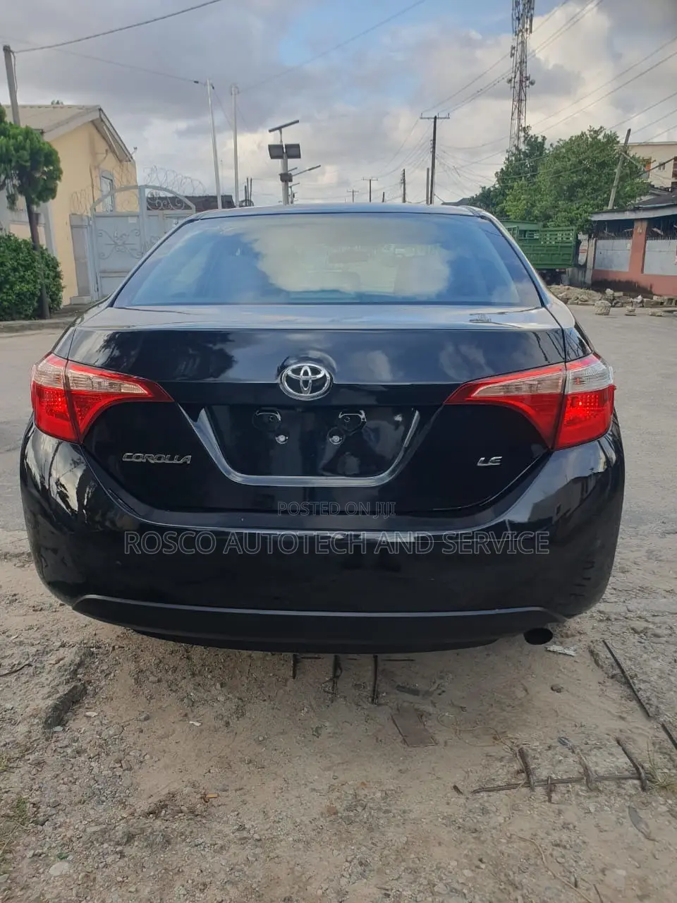 Toyota Corolla LE Eco (1.8L 4cyl 2A) 2018 Black