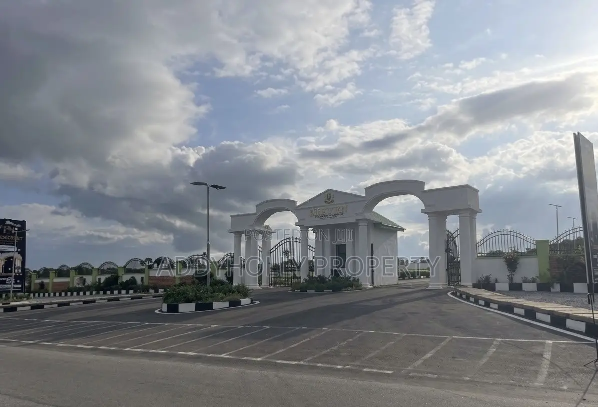 Plots of Land Along Iseyin Ibadan Expressway