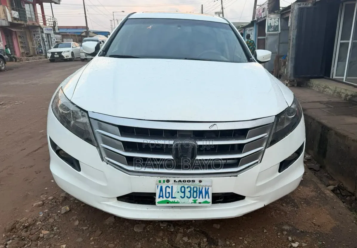Honda Crosstour 3.5 FWD 2011 White