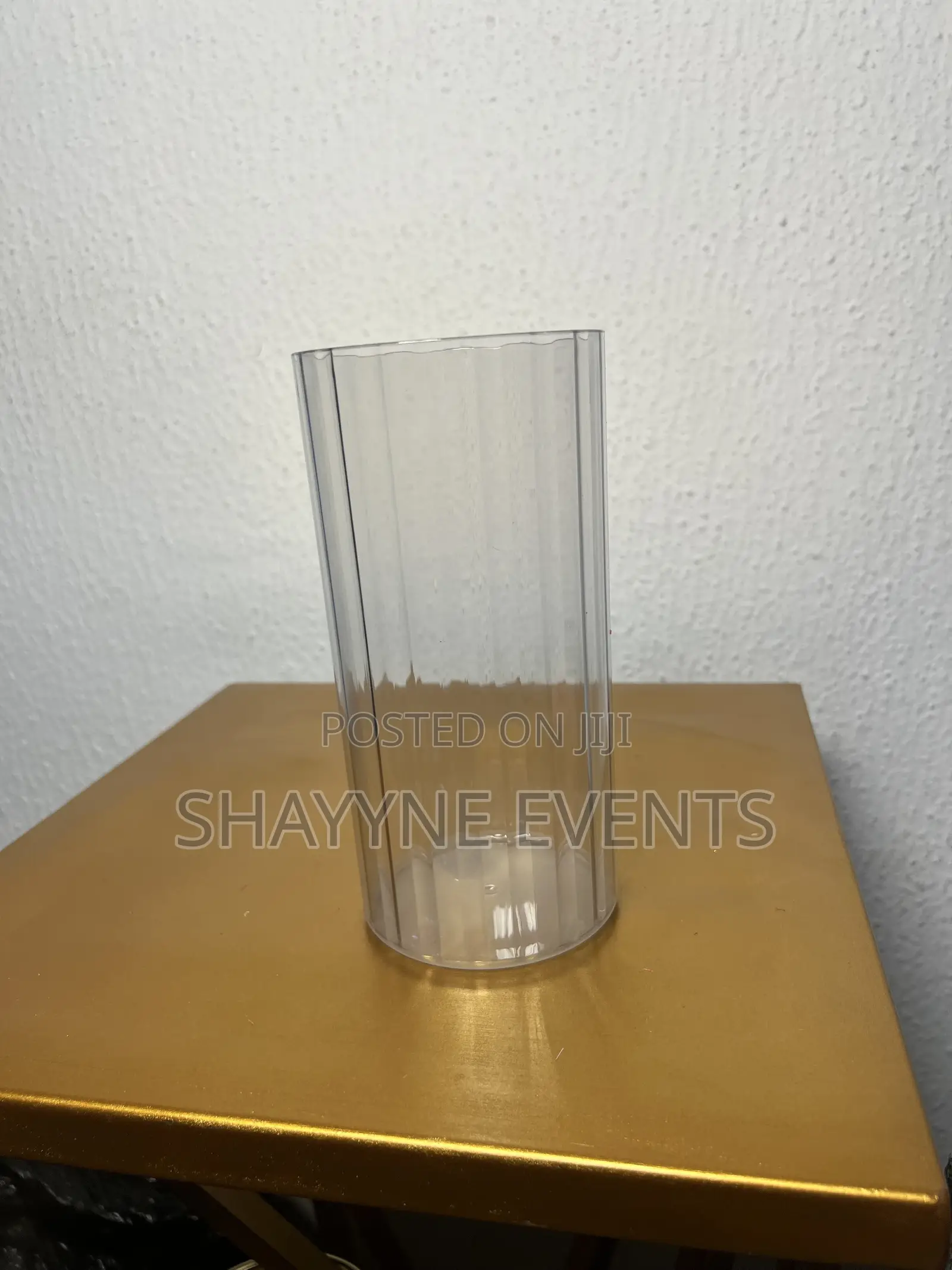 Transparent Acrylic Flower Vase for Rent