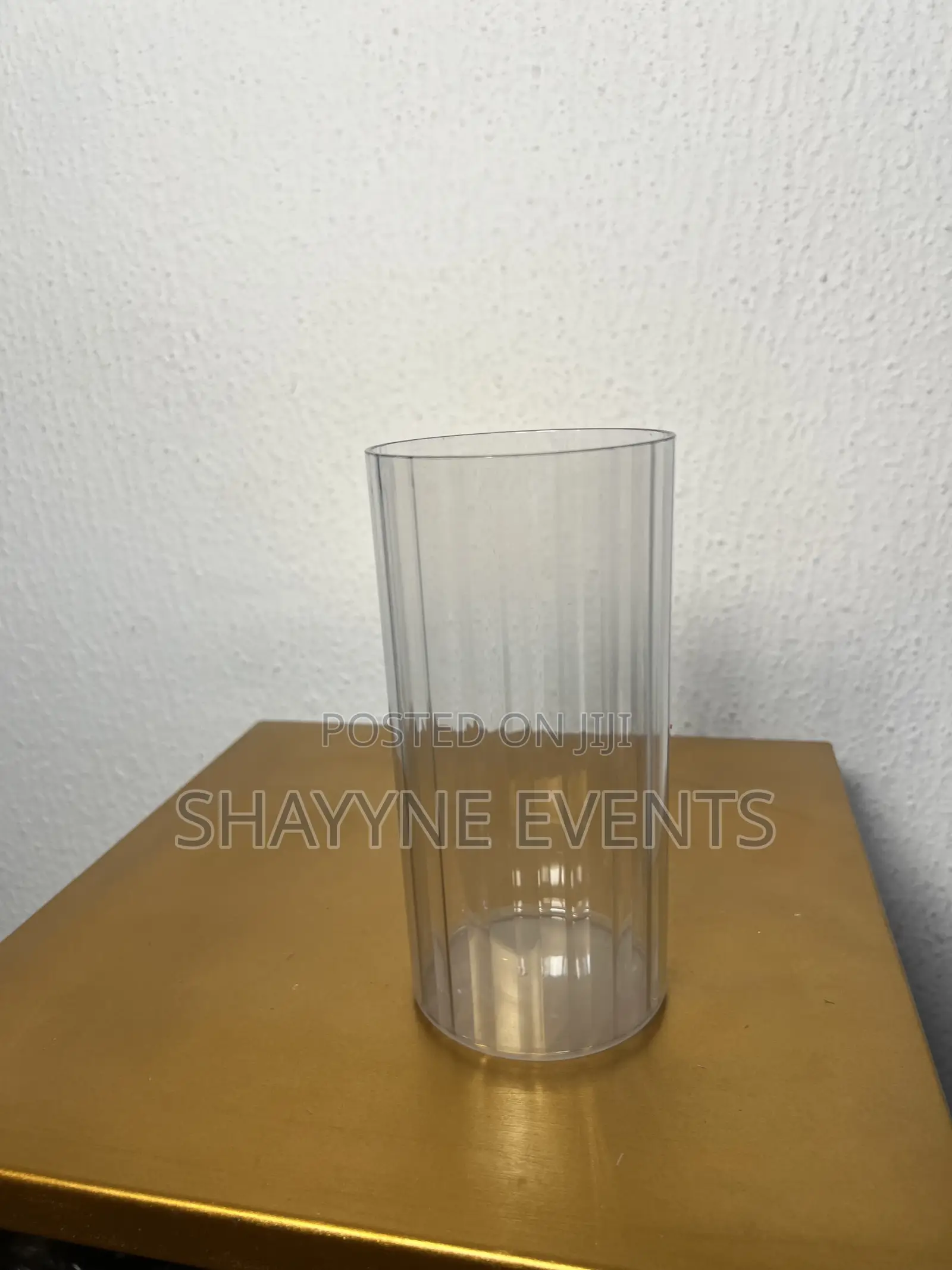 Transparent Acrylic Flower Vase for Rent