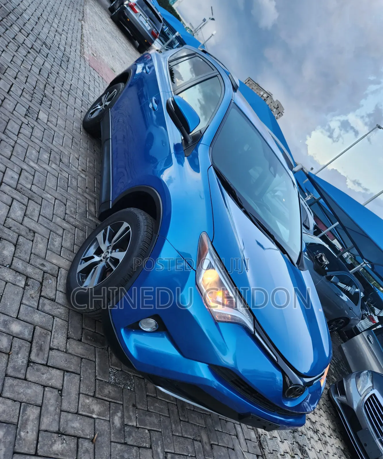 Toyota RAV4 2018 Blue