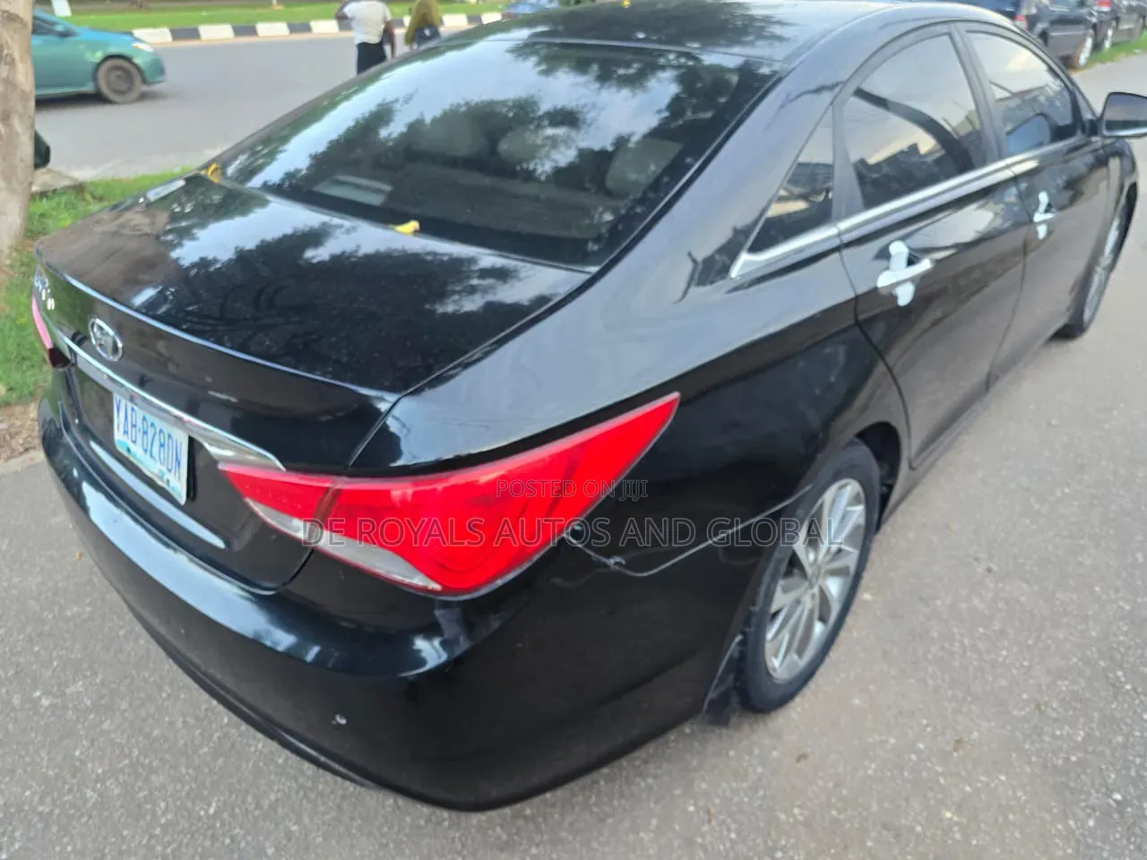 Hyundai Sonata Limited Sedan FWD (2.4L 4cyl 6A) 2013 Black