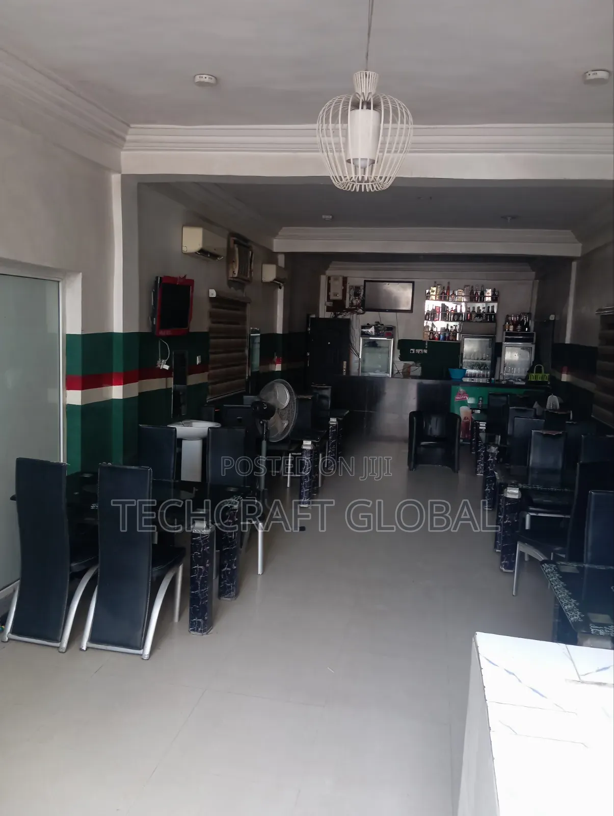Spacious 3 In1 Shop to Let Directly Facing Express in a Very Busy Area