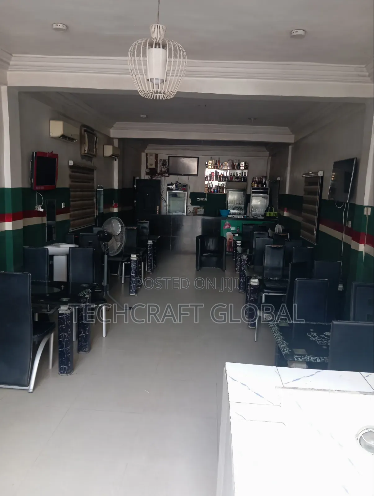 Spacious 3 In1 Shop to Let Directly Facing Express in a Very Busy Area