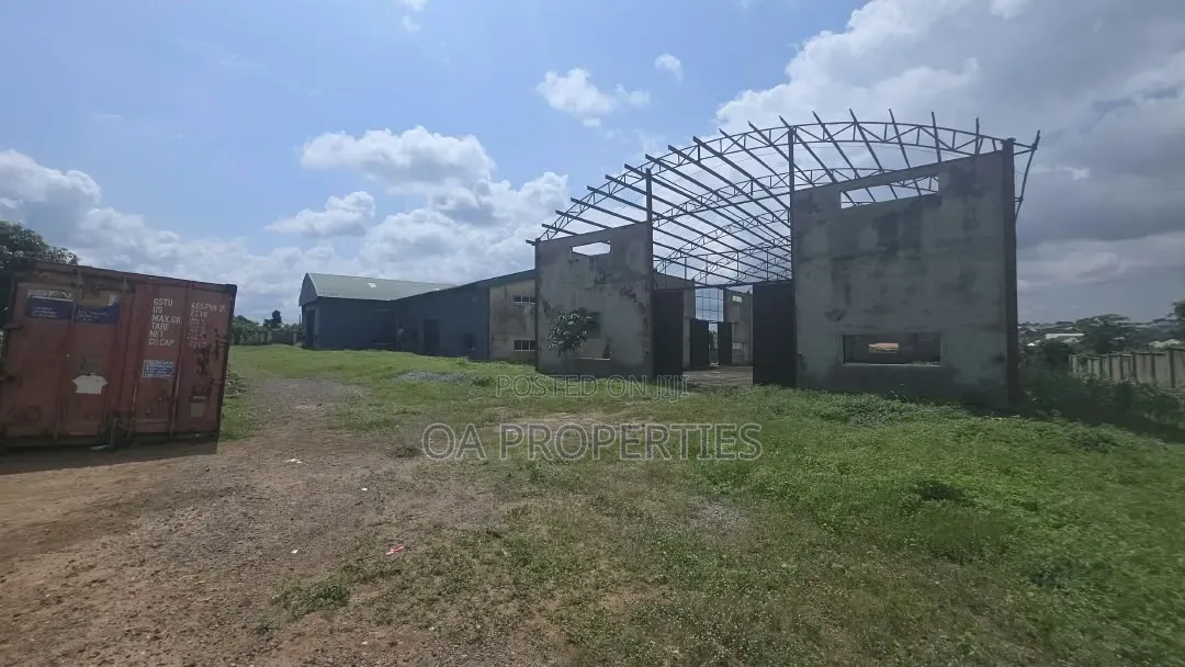 2 Acres Warehouse for Lease/Sale at Gurumaraji, Lagos-Ibadan Expressway