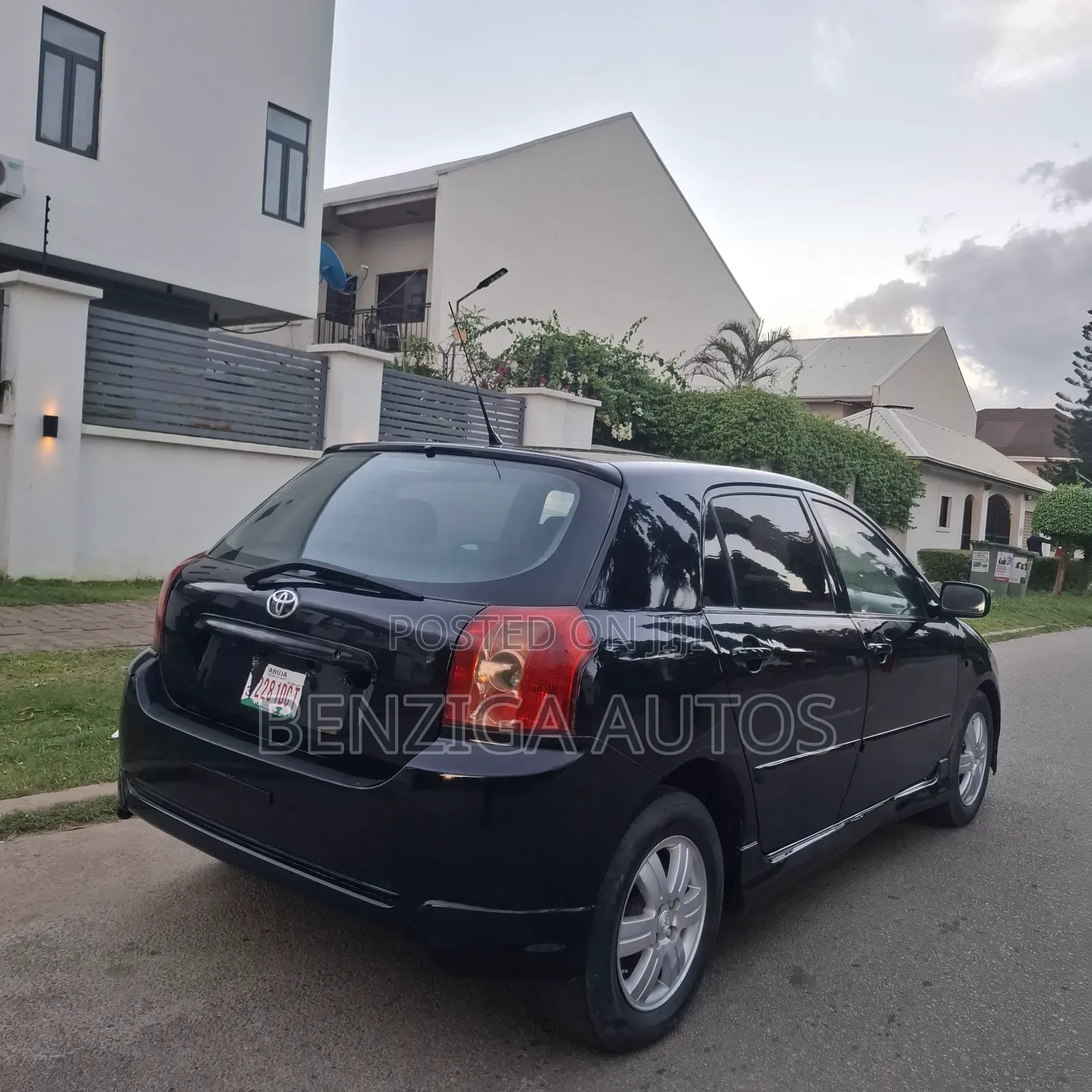 Toyota Corolla Fielder 2004 Black