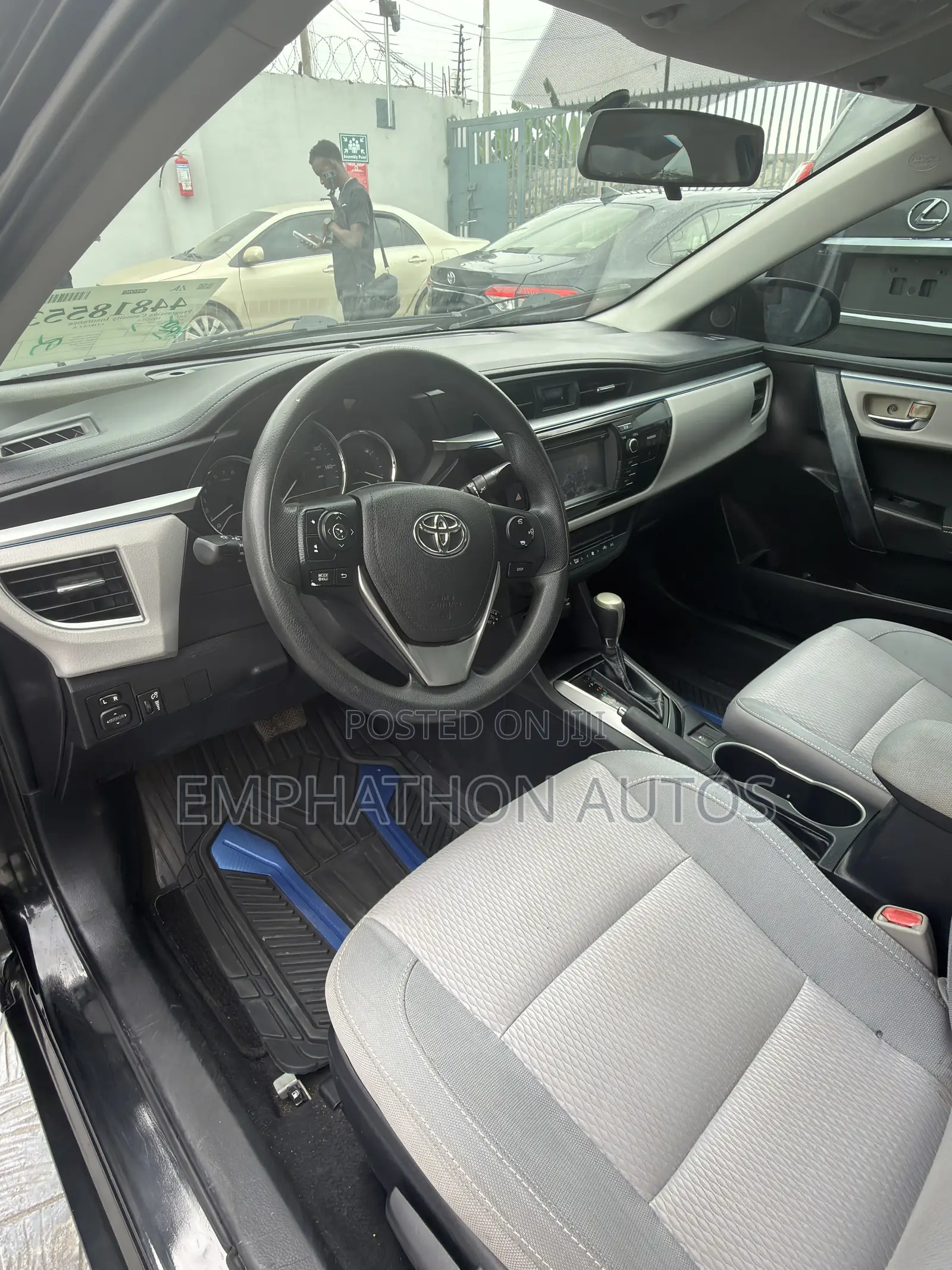 Toyota Corolla 2015 Black