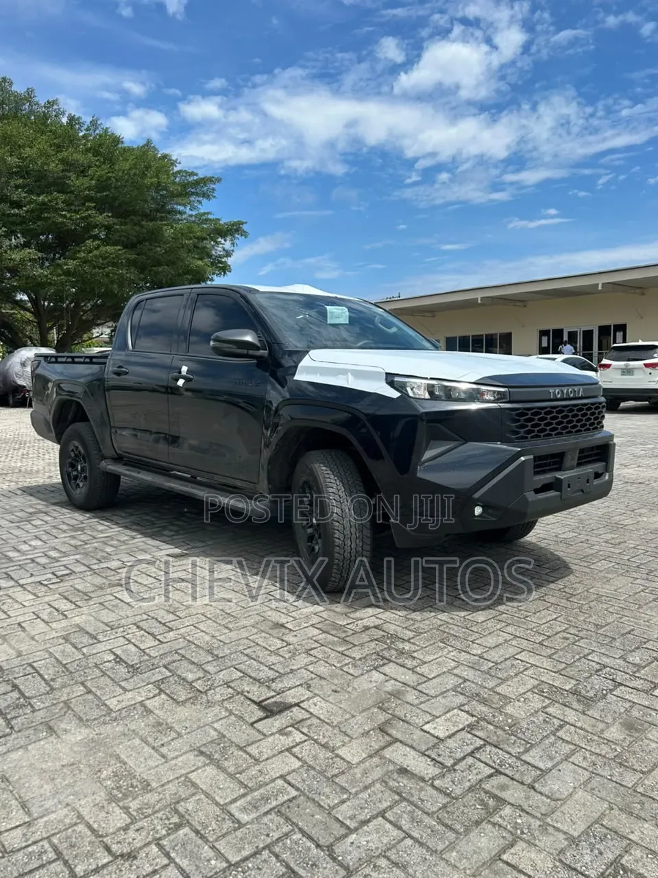 New Toyota Hilux 2026 Black