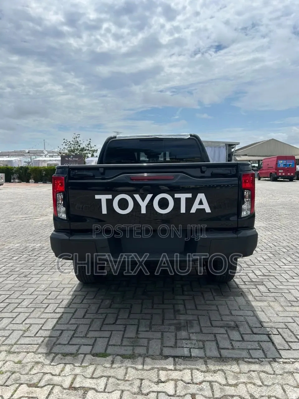 New Toyota Hilux 2026 Black