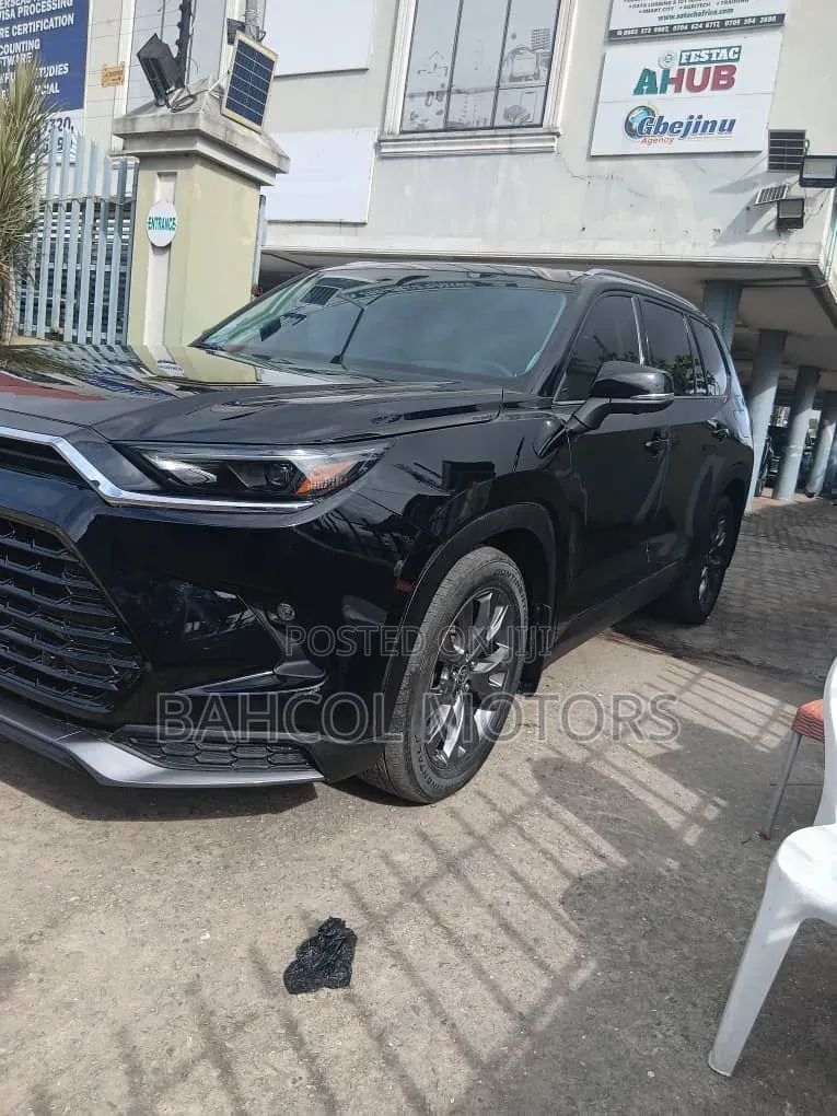 Toyota Grand Highlander Limited AWD 2024 Black