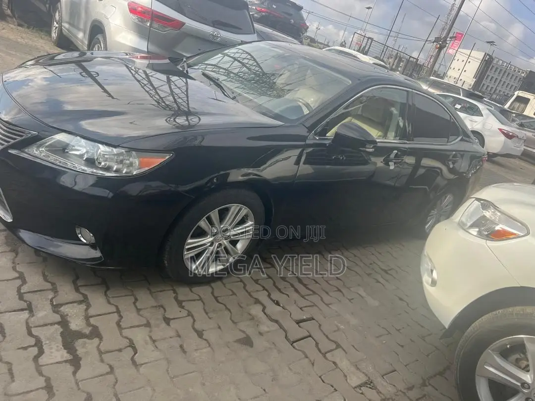 Lexus ES 350 FWD 2013 Black