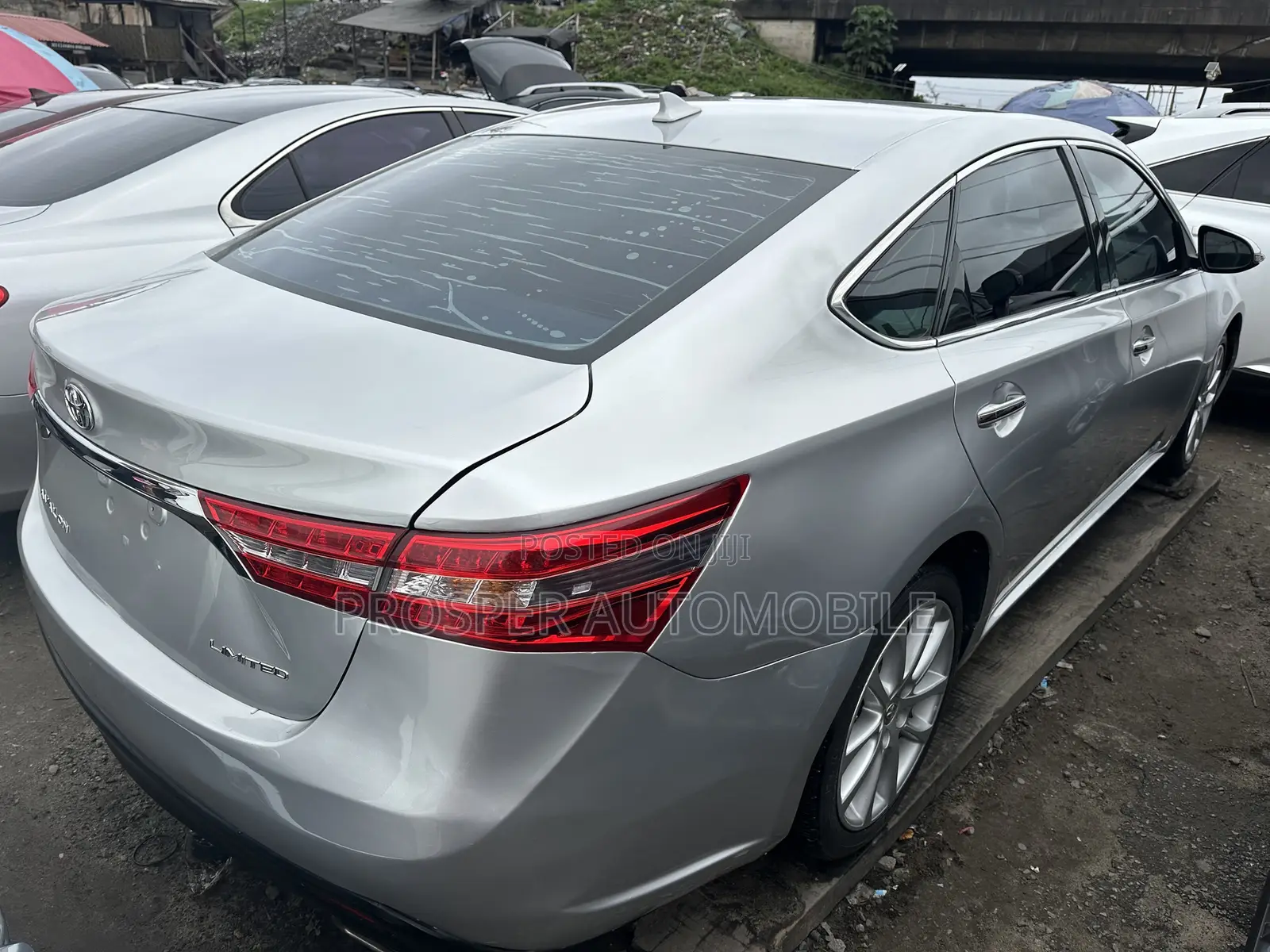 Toyota Avalon Limited 4dr Sedan (3.5L 6cyl 6A) 2014 Silver