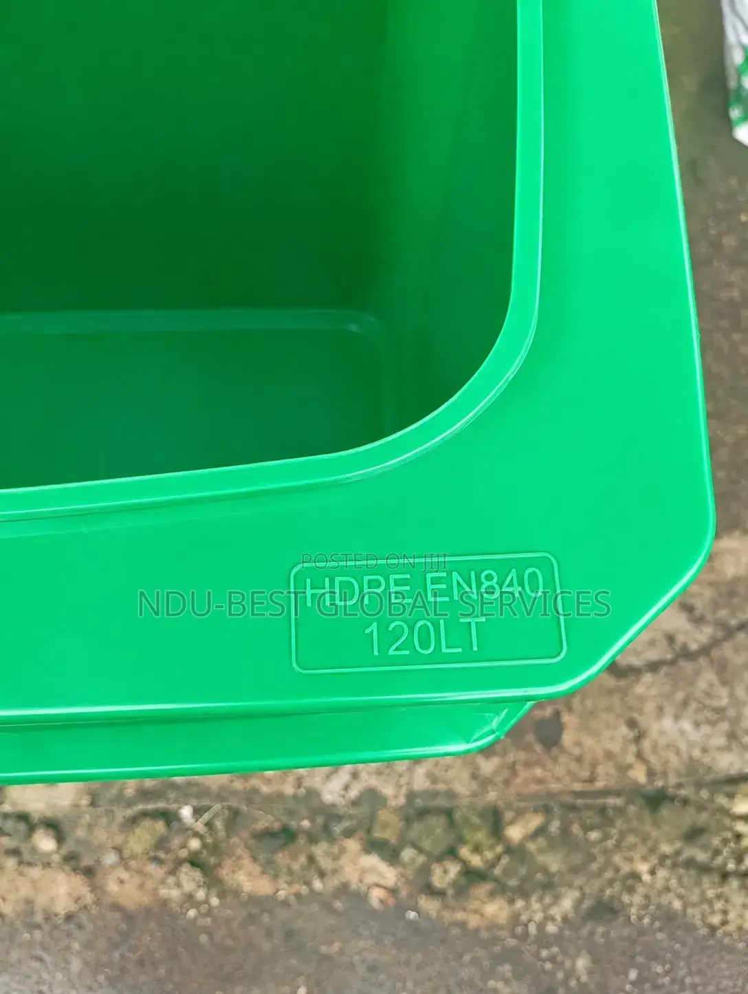 Heavy-Duty Plastic Pedal Waste Bin(120 Litres)