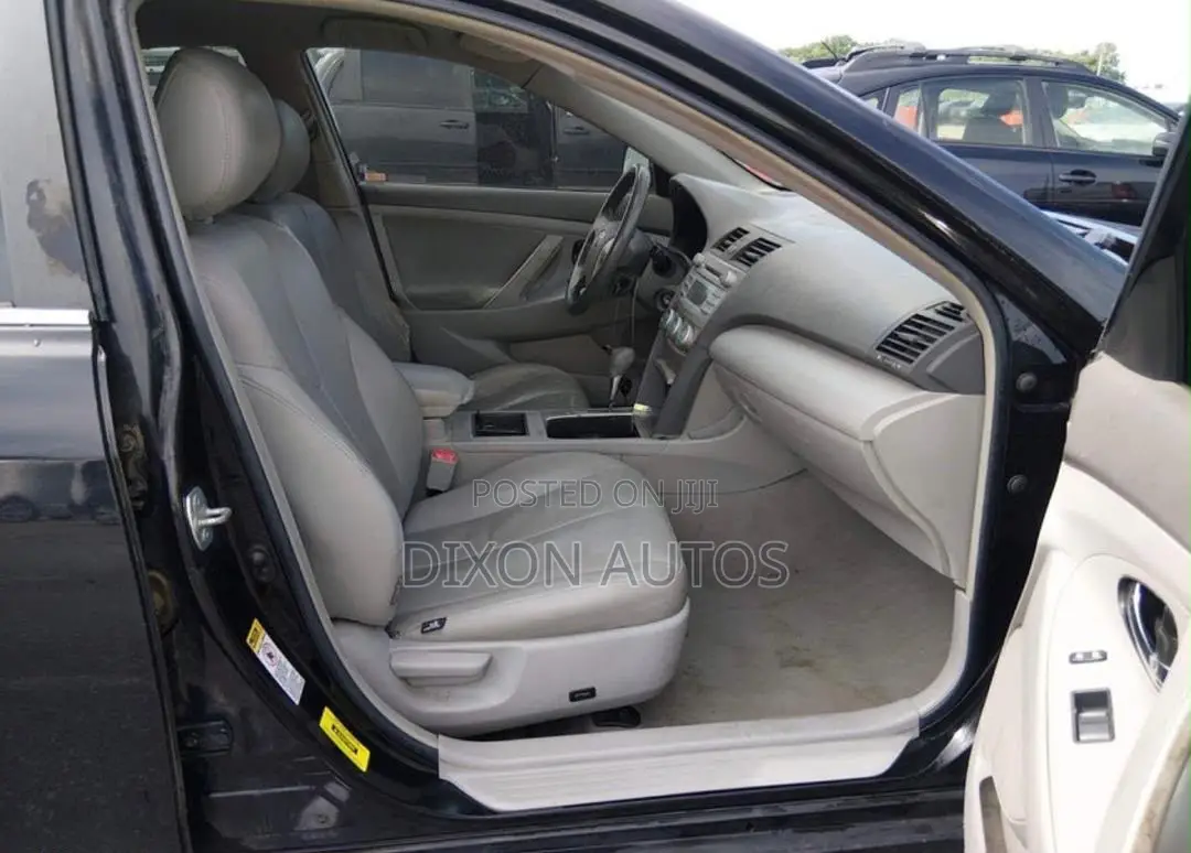 Toyota Camry LE 4dr Sedan (2.4L 4cyl 5A) 2008 Black