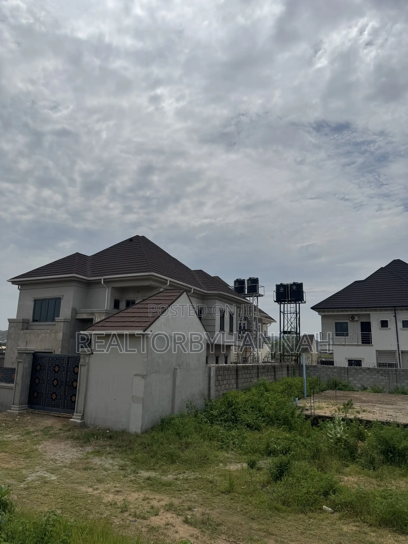 5bdrm Duplex in Niu Estate, Kubwa for sale