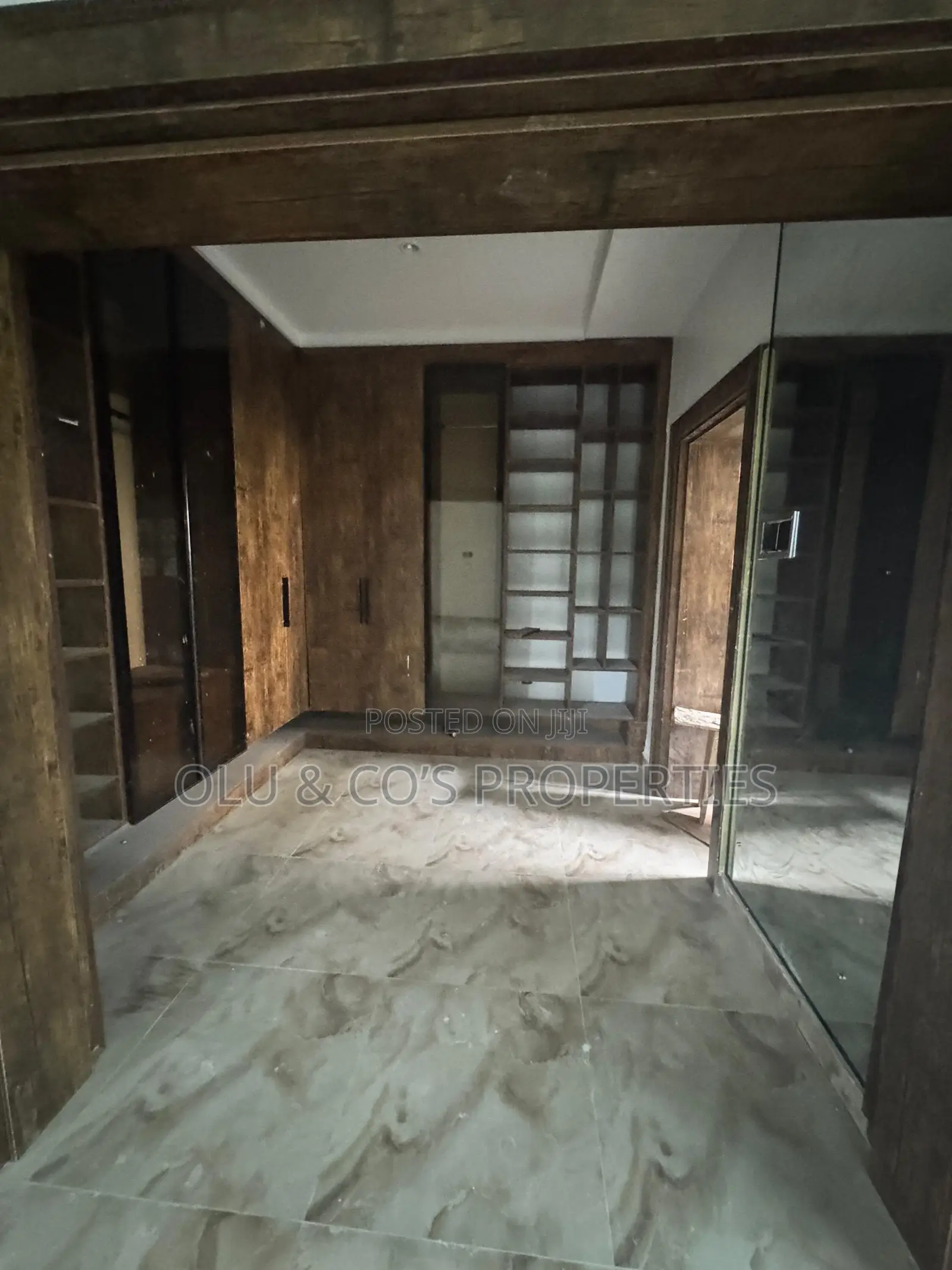 4bdrm Duplex in Wuse for rent