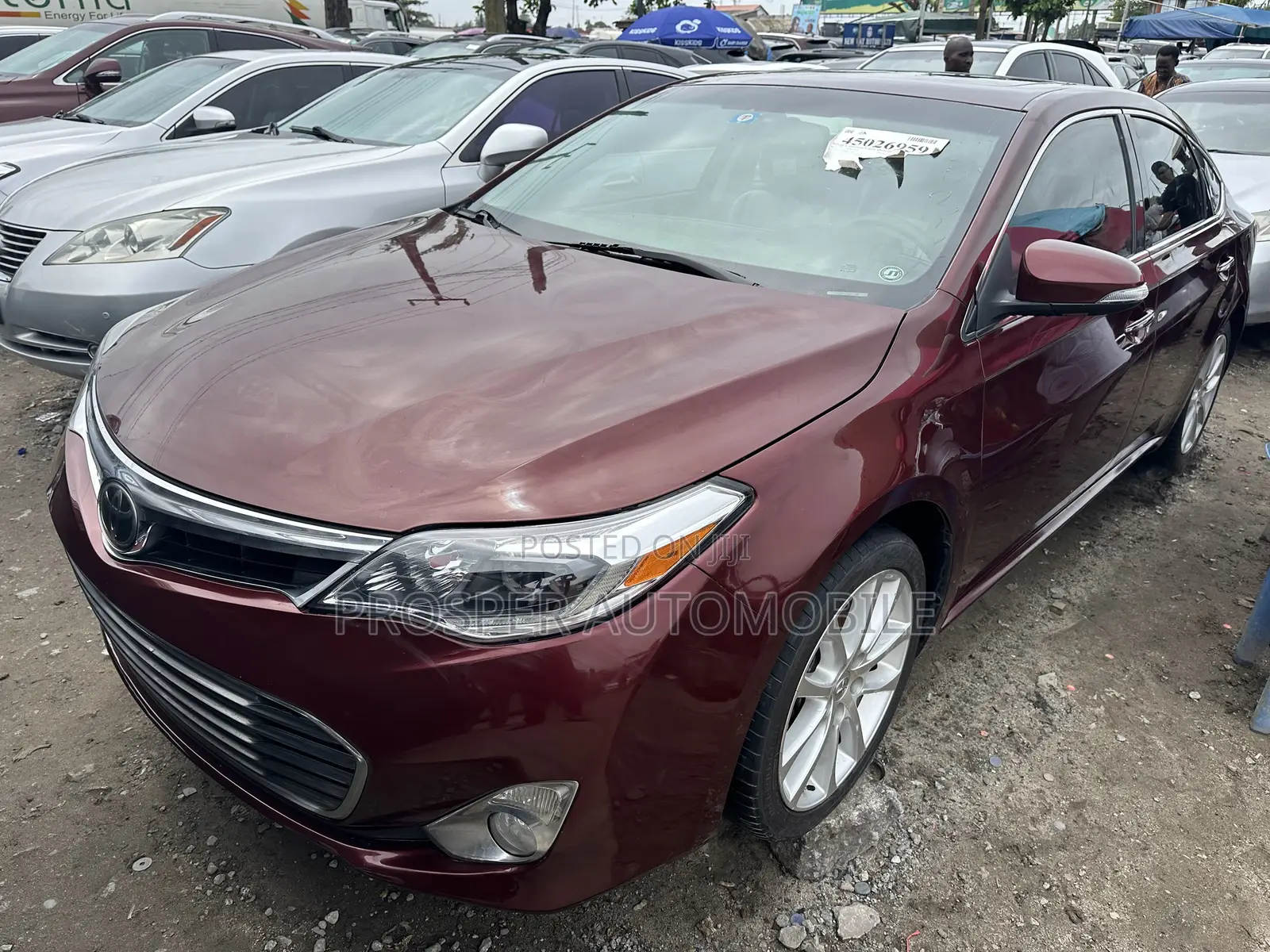 Toyota Avalon Limited 4dr Sedan (3.5L 6cyl 6A) 2014 Red