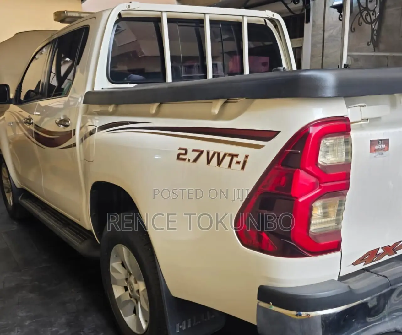 Toyota Hilux 2018 White