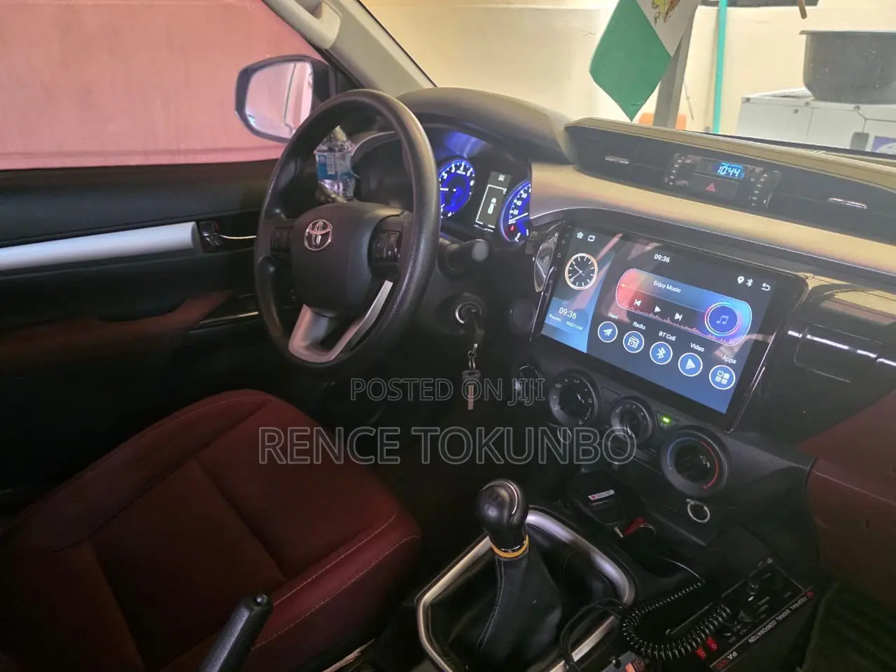 Toyota Hilux 2018 White