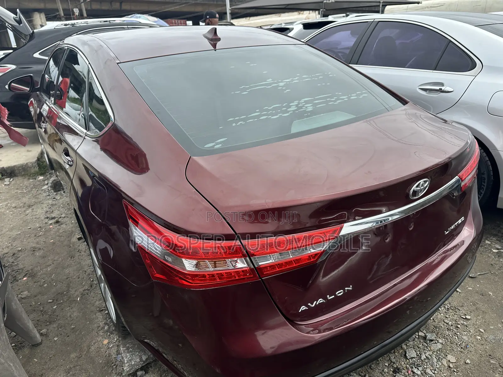 Toyota Avalon Limited 4dr Sedan (3.5L 6cyl 6A) 2014 Red